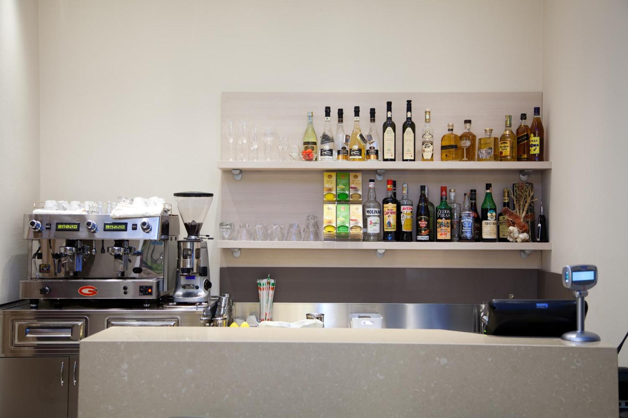 Hotel Ristorante Cesare Savignano sul Rubicone Buitenkant foto