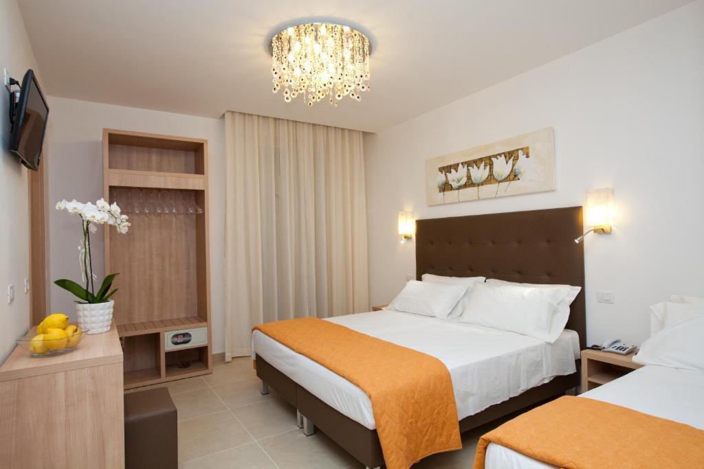 Hotel Ristorante Cesare Savignano sul Rubicone Buitenkant foto